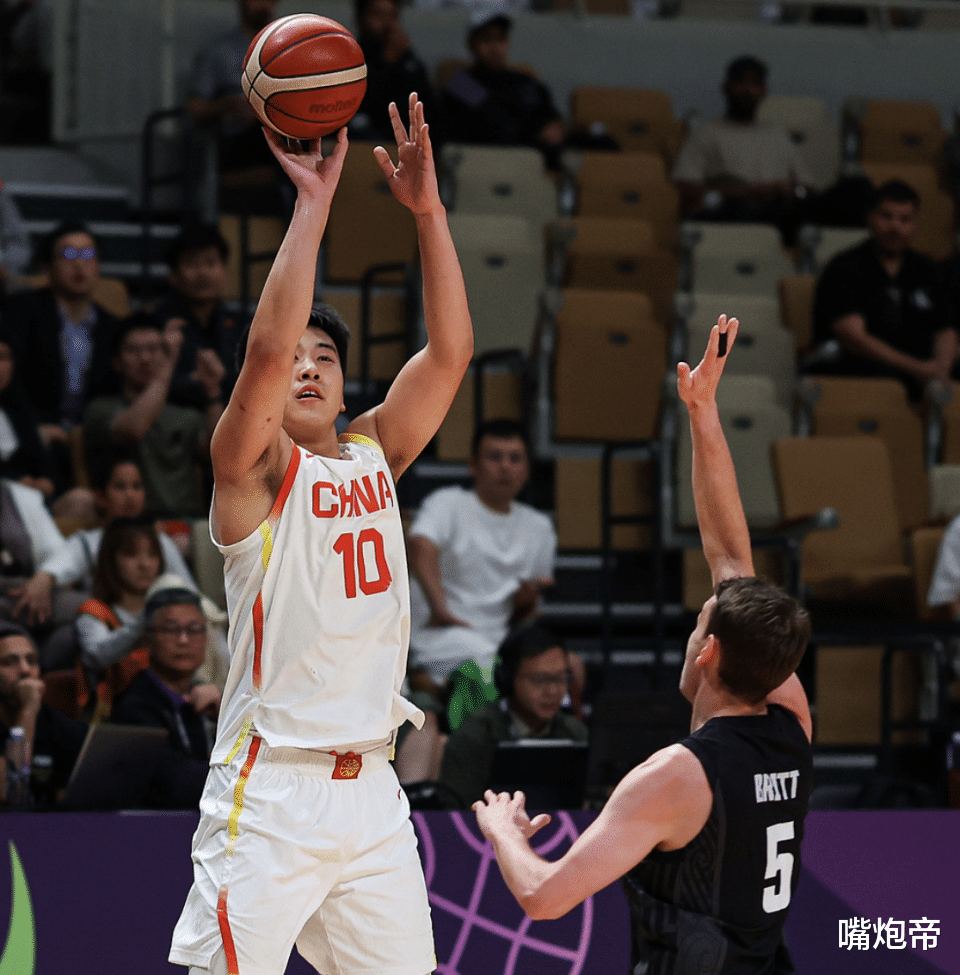 赛后体能课后；深圳男篮再遭质疑备战葡超；引发热议；年轻球员得到机会(国足赛后绕场致意)-开云官方平台