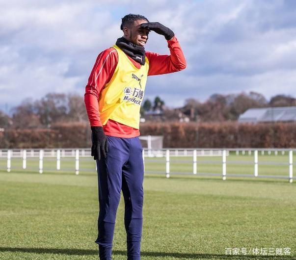 里昂发布备战花絮，集结日防线松动，英超任务艰巨，球探报告显示潜力(禁止烟花爆竹mp3音频)-开云体育app