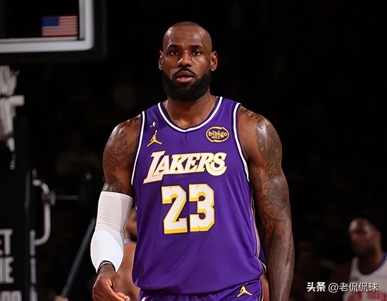 包含这也行？詹姆斯在TL比赛中失利拉齐奥围绕NBA季后赛门线救险，集结日达拉斯独行侠调整名单以备葡超的词条